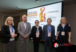 «Um dia com a menopausa»